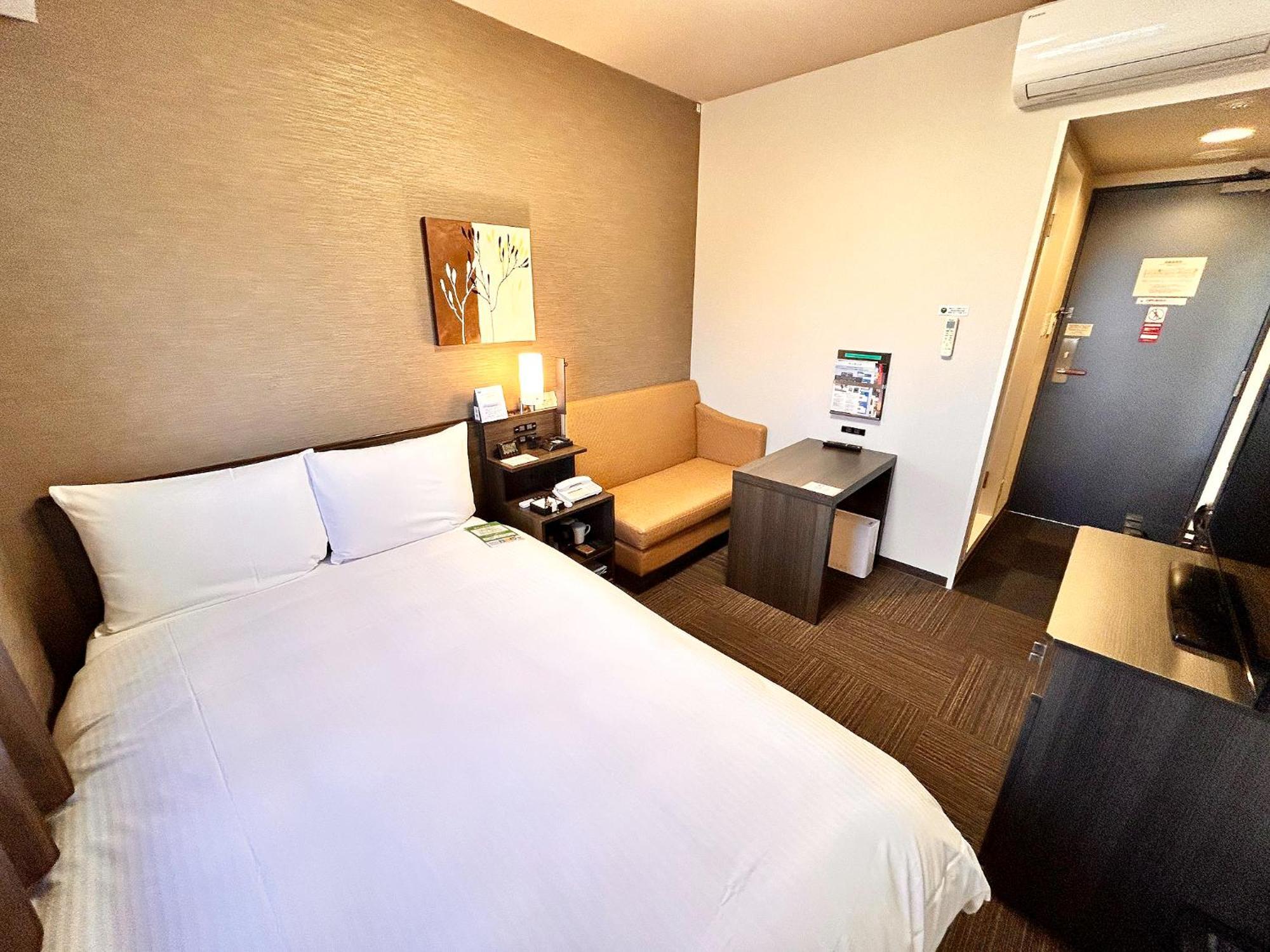 Hotel Route-Inn Anan Extérieur photo
